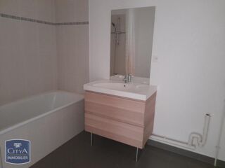  Appartement à louer 3 pièces 64 m²