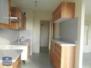  Appartement à louer 3 pièces 69 m²