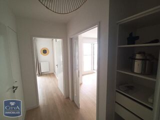  Appartement à louer 2 pièces 45 m²