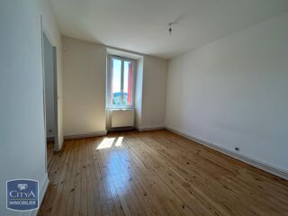  Appartement à louer 2 pièces 67 m²