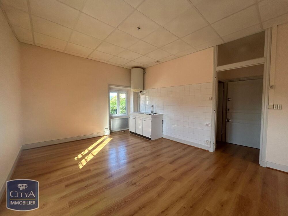 location Appartement - 2 pièce(s) - 52 m² Saint-Germain-Lespinasse (42640)