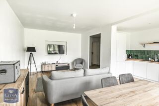  Appartement à louer 4 pièces 87 m²