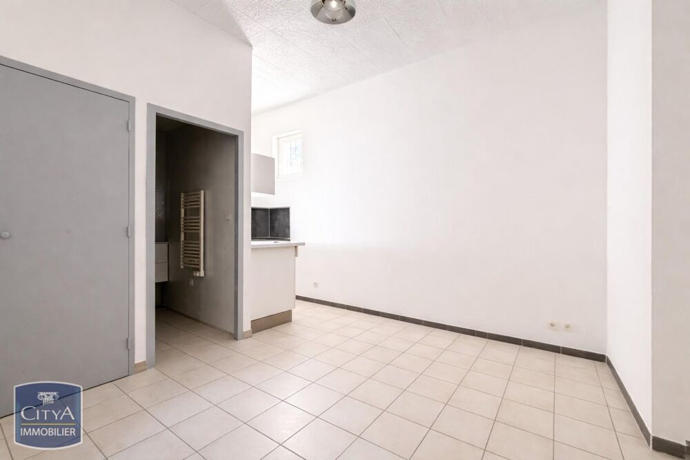 location Appartement - 1 pièce(s) - 19 m² Marignane (13700)