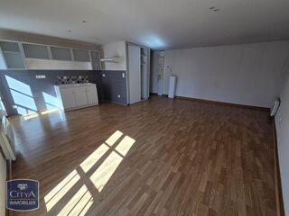  Appartement à louer 3 pièces 70 m²