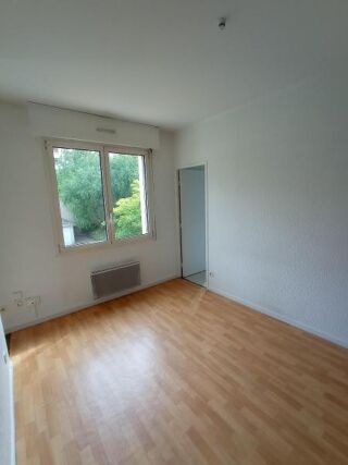  Appartement  louer 1 pice 38 m