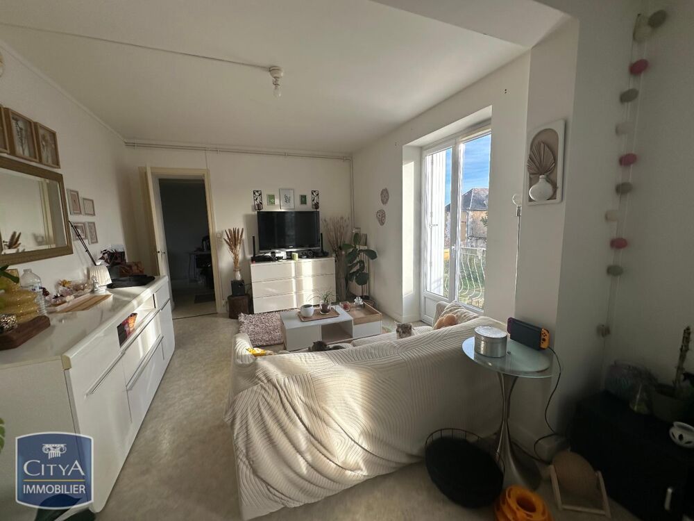 location Appartement - 2 pièce(s) - 59 m² Biard (86580)