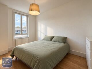  Appartement à louer 2 pièces 65 m²