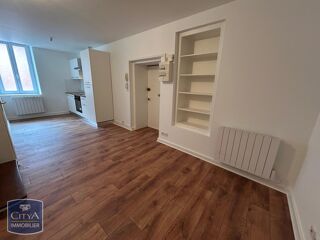  Appartement à louer 2 pièces 37 m²