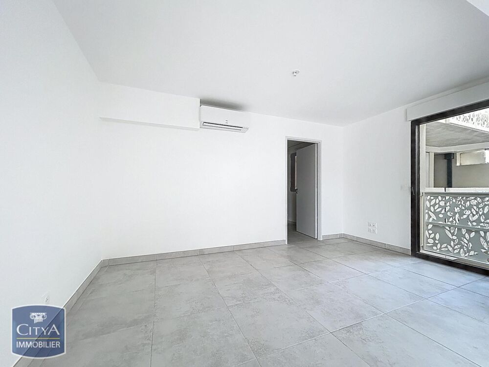 location Appartement - 3 pièce(s) - 68 m² Nîmes (30000)
