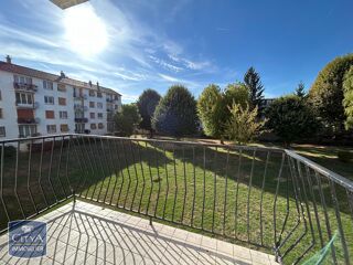  Appartement à louer 4 pièces 66 m²