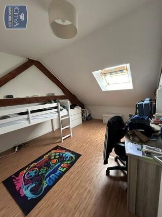  Appartement à louer 4 pièces 53 m²