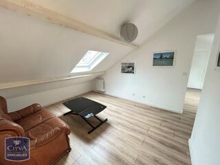  Appartement à louer 4 pièces 43 m²