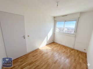  Appartement à louer 3 pièces 67 m²