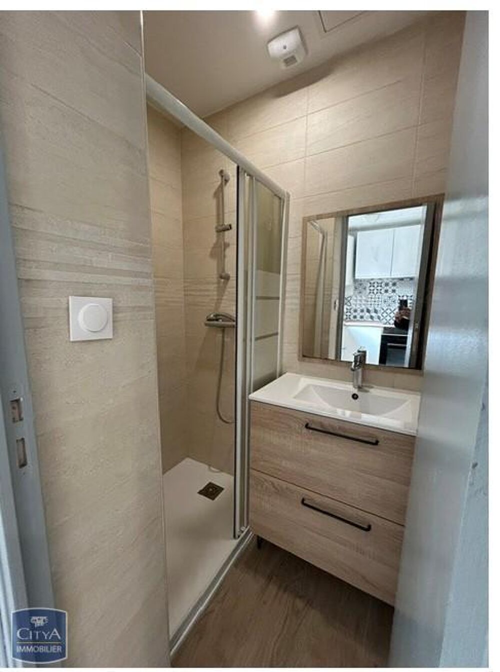 À louer : Charmant appartement T1 situé à Orléans, dans ....