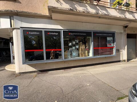 A LOUER LOCAL COMMERCIAL de 90m&sup2; + r&eacute;serves situ&eacute; en ... 917 73000 Chambery