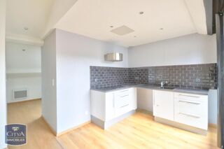  Appartement à louer 2 pièces 32 m²