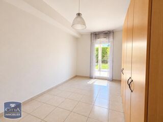 location Appartement - 3 pièce(s) - 74 m² Salon-de-Provence (13300)