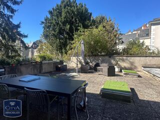  Appartement à louer 3 pièces 75 m²