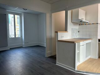  Appartement à louer 3 pièces 56 m²