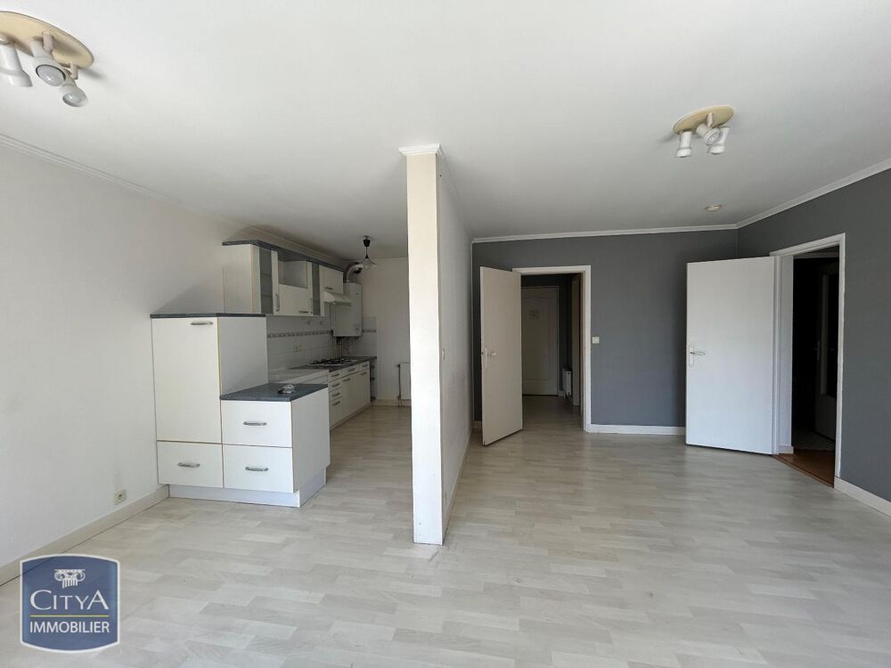 location Appartement - 2 pièce(s) - 58 m² Blois (41000)