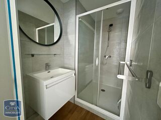  Appartement à louer 1 pièce 25 m²