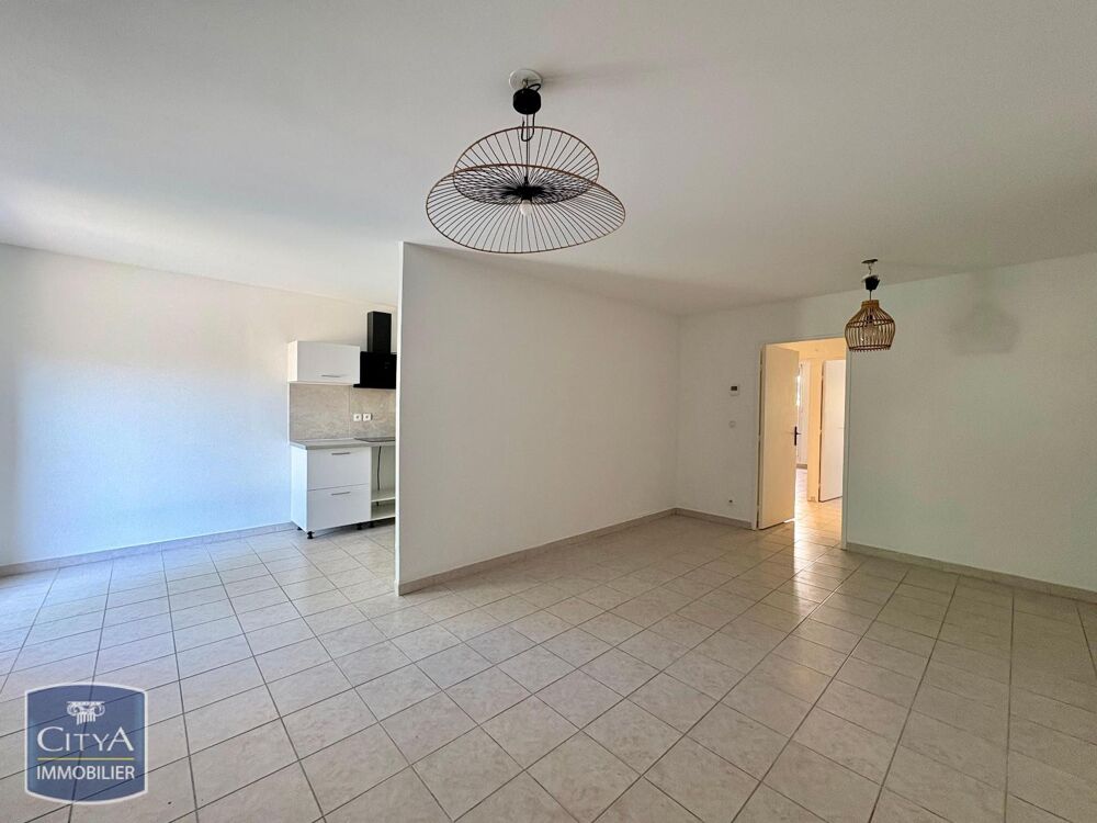 location Appartement - 3 pièce(s) - 68 m² Venelles (13770)