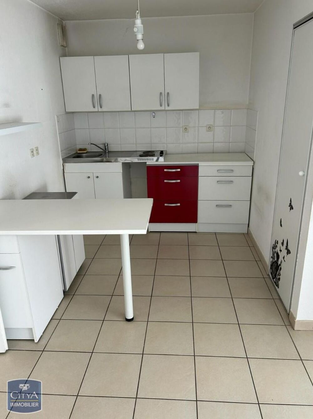 location Appartement - 2 pièce(s) - 45 m² Aubenas (07200)