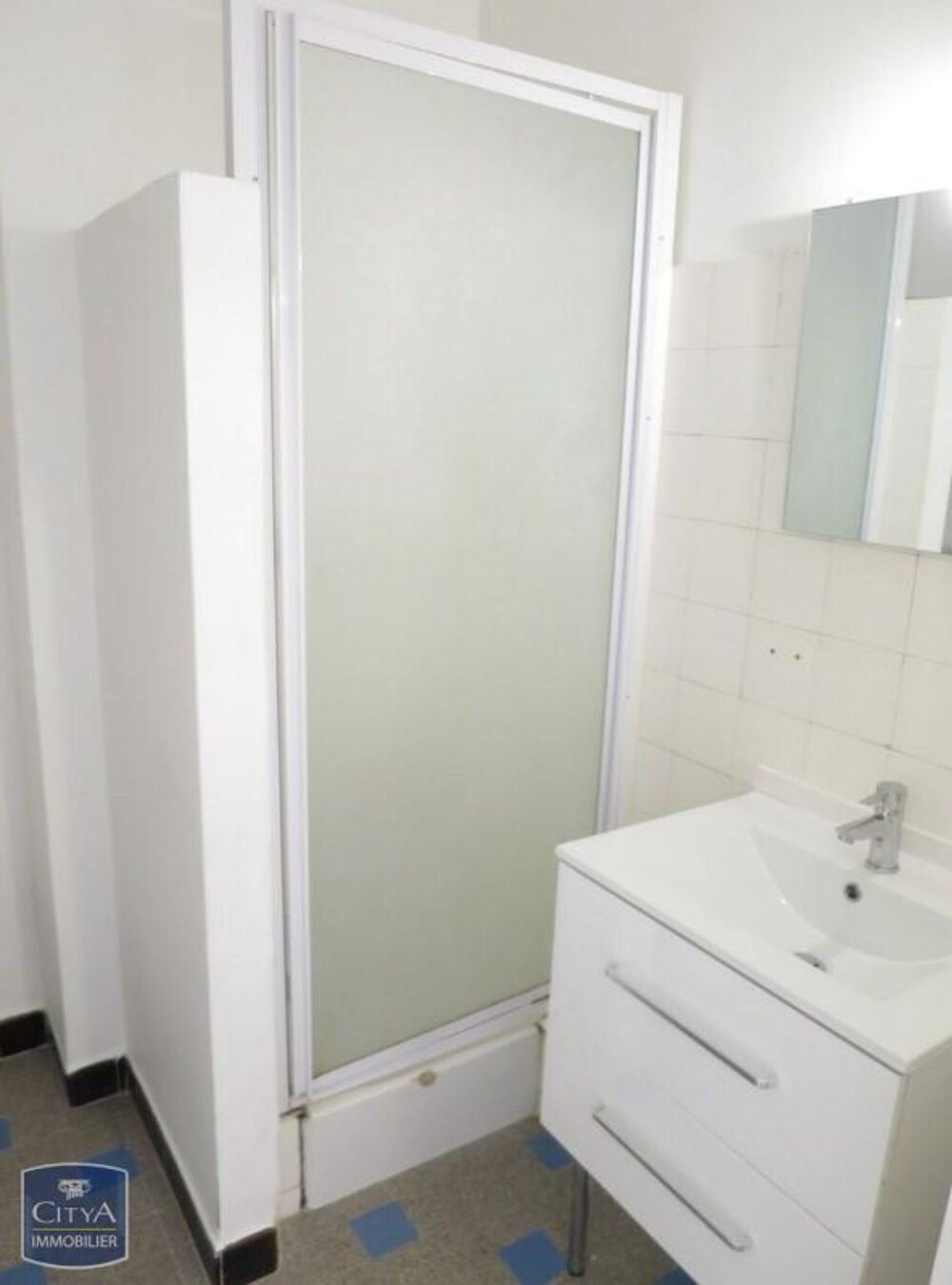 A LOUER Bel appartement de type T1 situé à Grenoble (380....