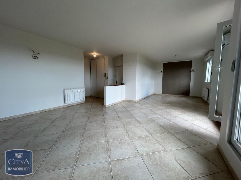À LOUER : Découvrez ce charmant appartement récent de ty....
