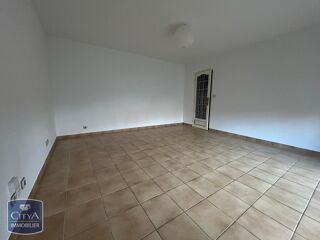  Appartement à louer 2 pièces 51 m²