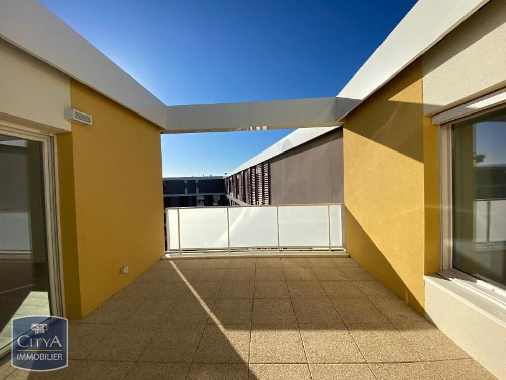 location Appartement - 3 pièce(s) - 82 m² Monteux (84170)