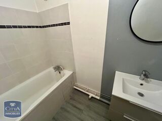  Appartement à louer 1 pièce 28 m²