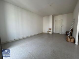  Appartement à louer 4 pièces 75 m²