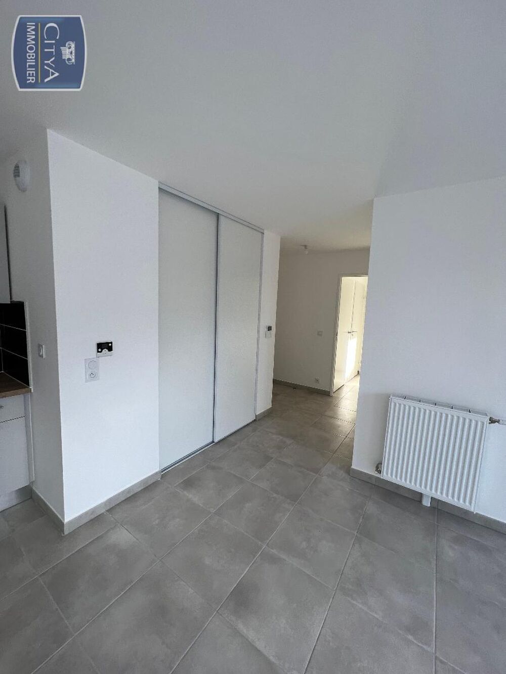 location Appartement - 3 pièce(s) - 63 m² Linas (91310)