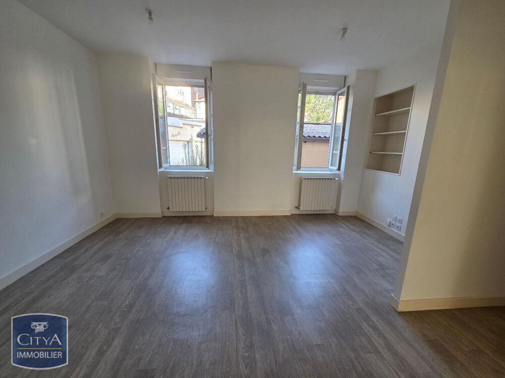 À LOUER : Appartement T3 situé 36 rue de Chateaudun à Cl....
