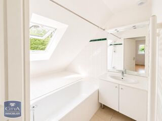  Maison à louer 5 pièces 100 m²