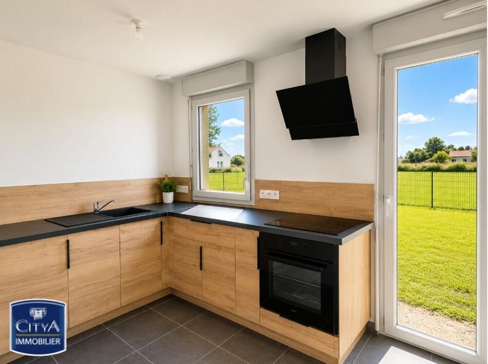 À LOUER : Maison T4 à Vivy, un espace de vie moderne et ....