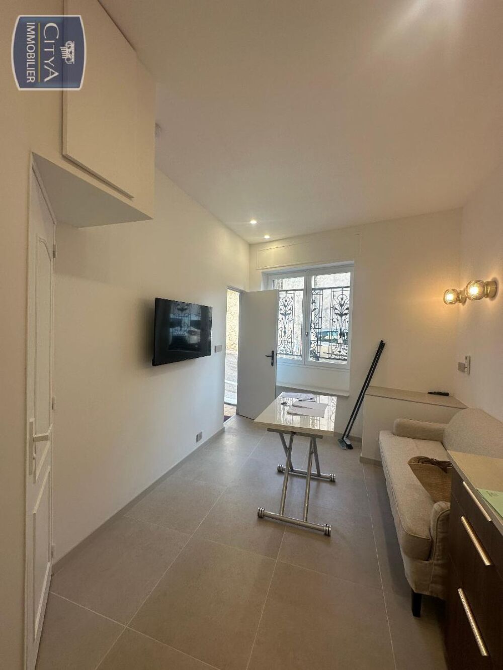 location Appartement - 2 pièce(s) - 22 m² Marseille 6