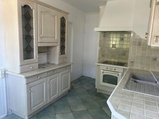  Appartement à louer 5 pièces 84 m²