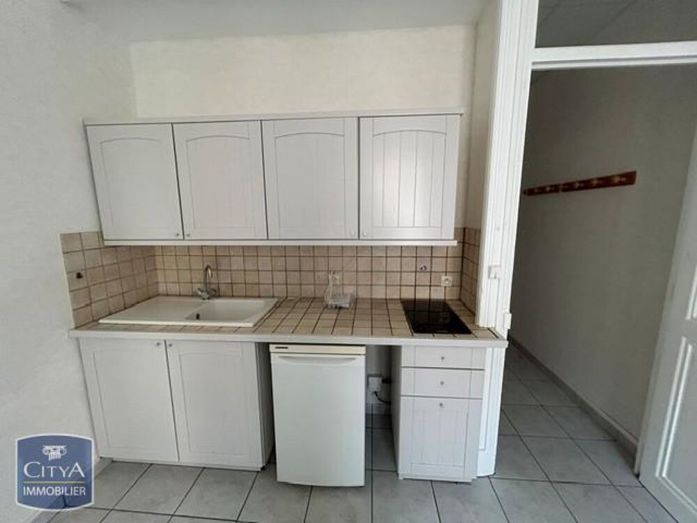 À LOUER : Appartement T1 situé à Grenoble, offrant un ca....