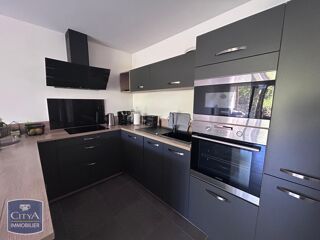  Appartement à louer 3 pièces 70 m²