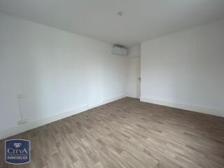  Appartement à louer 3 pièces 68 m²