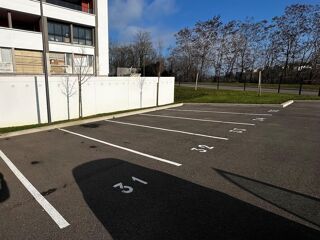  Parking / Garage � louer 10 m�