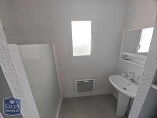  Appartement � louer 1 pi�ce 25 m� Angouleme