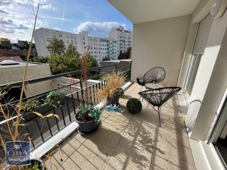  Appartement à louer 1 pièce 34 m²