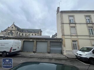  Parking / Garage � louer 