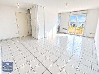  Appartement à louer 2 pièces 46 m²