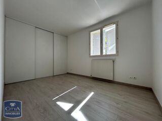  Appartement à louer 3 pièces 63 m²