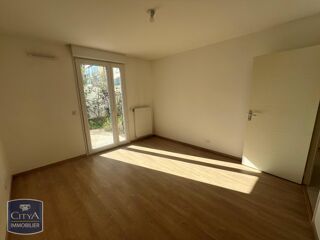  Appartement à louer 3 pièces 66 m²