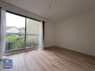  Appartement à louer 1 pièce 19 m²
